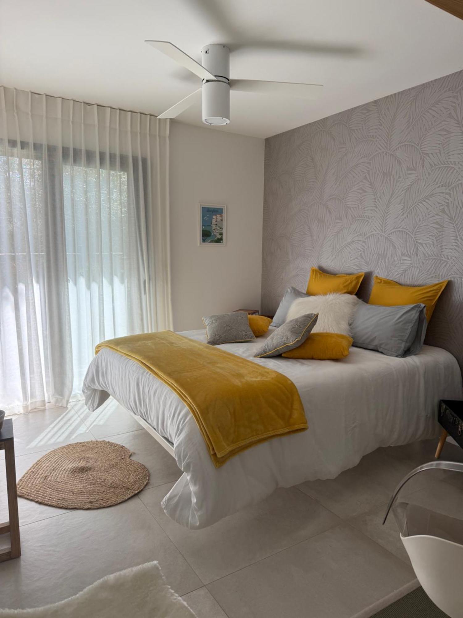 Casa Felicia Homestay *